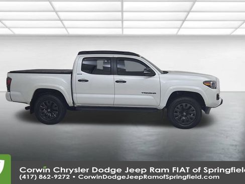 Used 2023 Toyota Tacoma Limited image 17