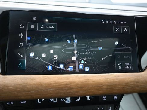 Used 2023 Audi e-tron GT Premium Plus image 16