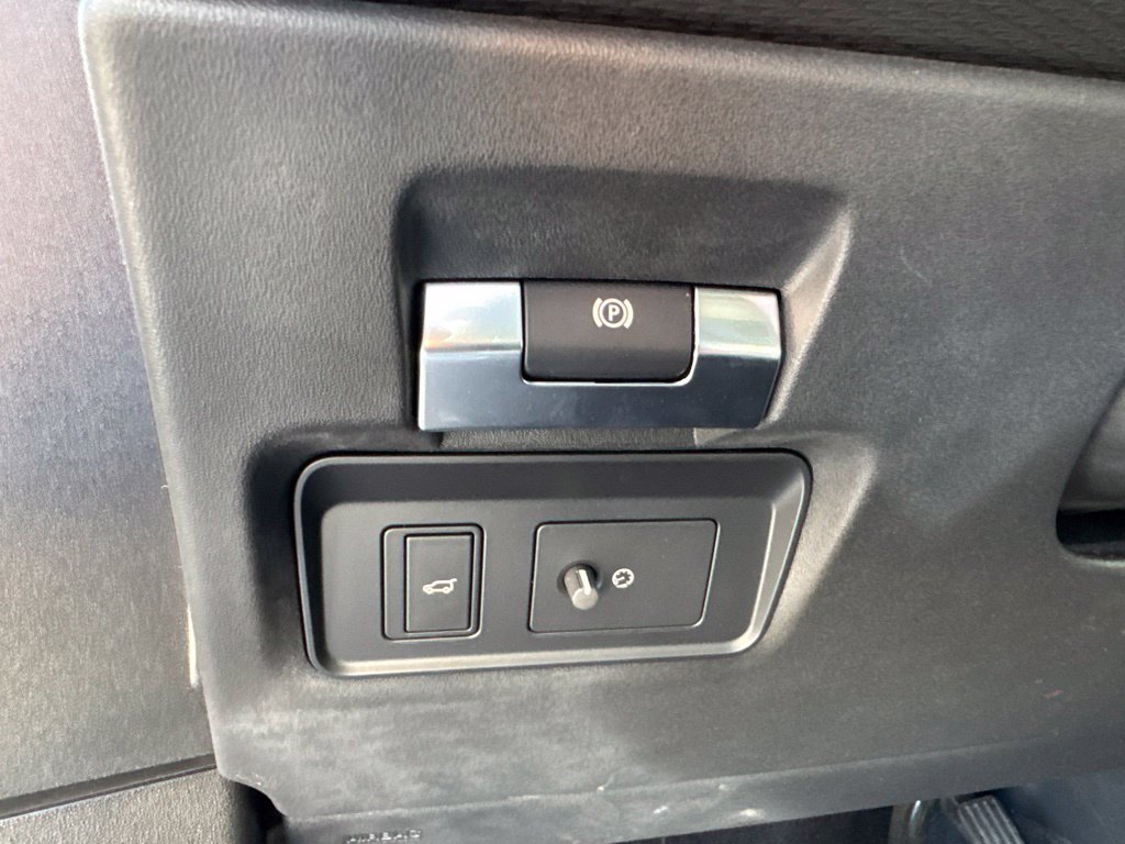 Used 2023 Land Rover Range Rover Evoque S AWD/4WD image 18