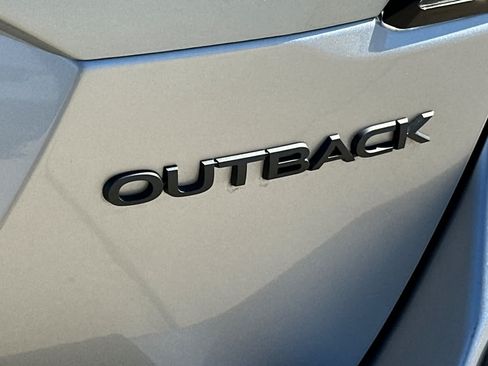 Certified 2025 Subaru Outback Onyx Edition w/ Popular Package #2 AWD/4WD image 26