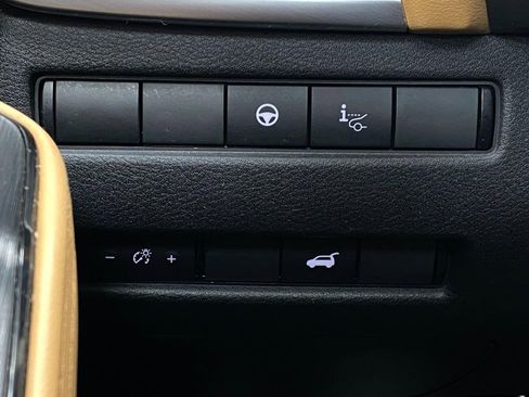 Used 2023 Nissan Rogue Platinum w/ Platinum Premium Package image 14