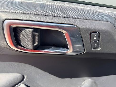 Used 2025 Ford Bronco Big Bend image 18