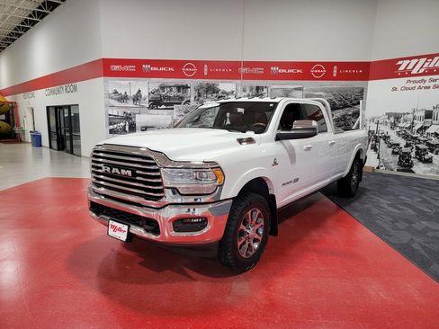 Used 2019 RAM 3500 Limited image 10