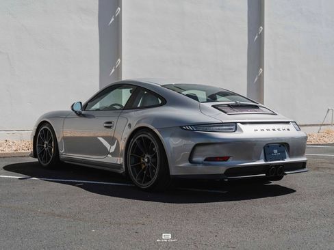 Used 2016 Porsche 911 R RWD image 14