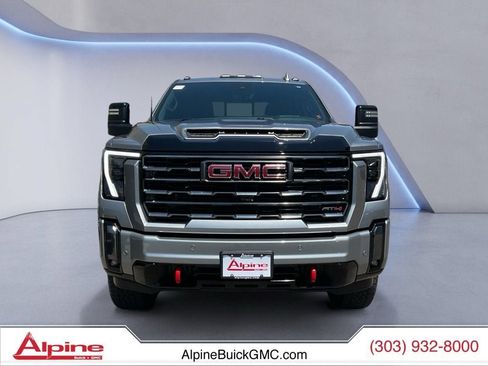 Used 2024 GMC Sierra 2500 AT4 w/ Technology Package AWD/4WD image 8