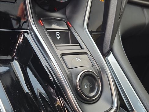 Used 2019 Acura RDX A-Spec image 10