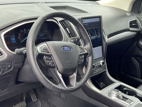 Used 2021 Ford Edge SEL AWD/4WD image 13