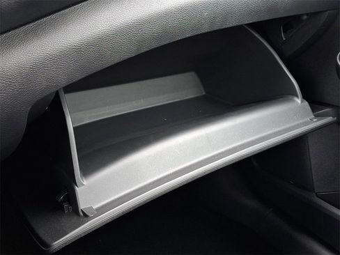 Used 2024 Nissan Sentra SV image 26