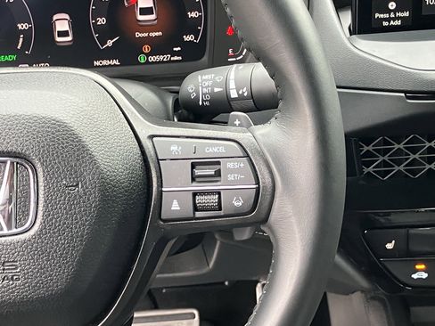Used 2025 Honda Accord Sport image 22