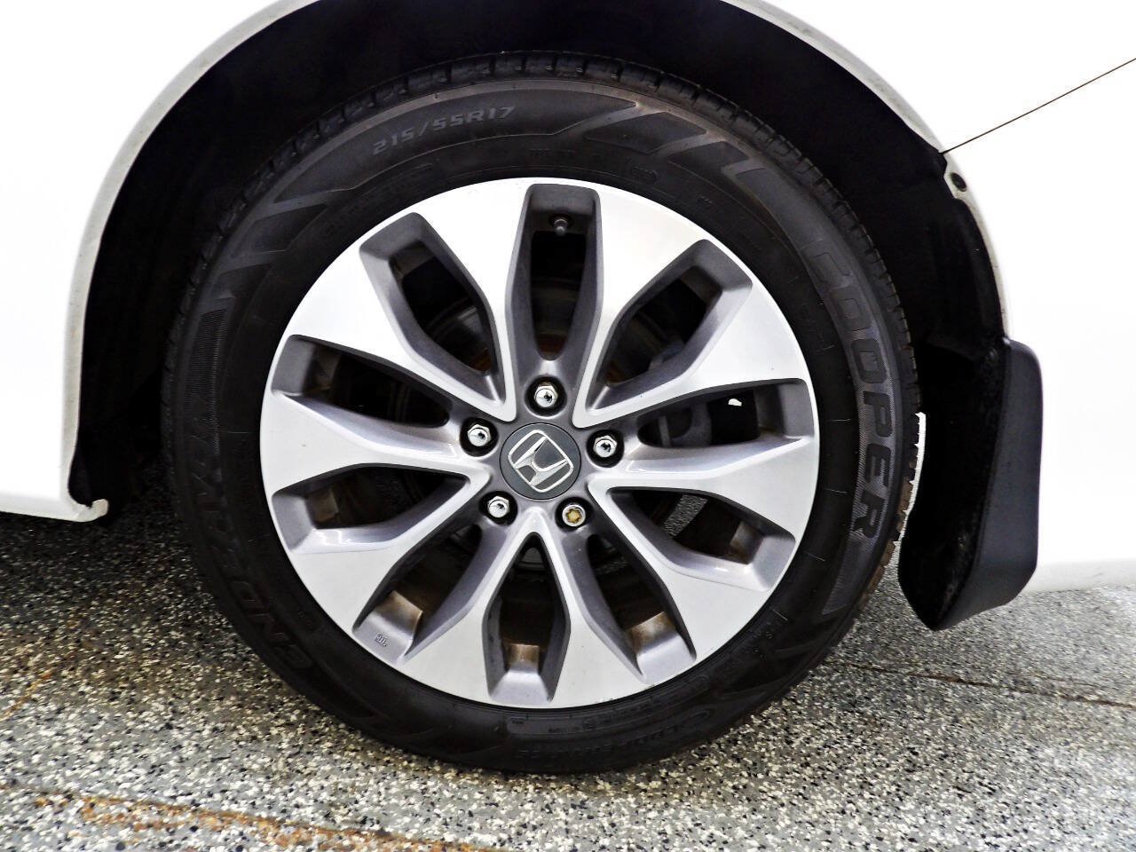 Used 2014 Honda Accord EX-L image 18