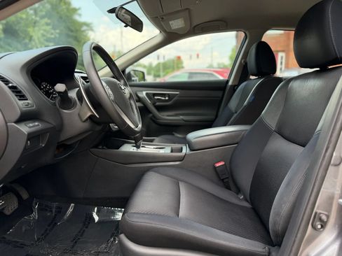 Used 2016 Nissan Altima 2.5 SR FWD image 17