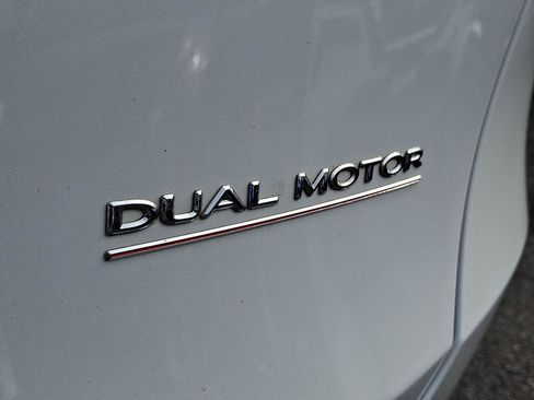 Used 2020 Tesla Model Y Performance image 32