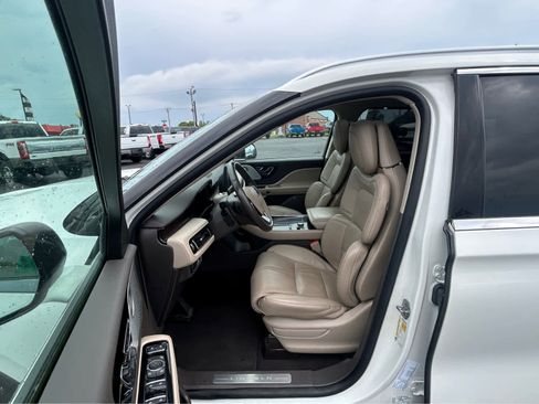Used 2020 Lincoln Aviator Reserve w/ Equipment Group 202A AWD/4WD image 25