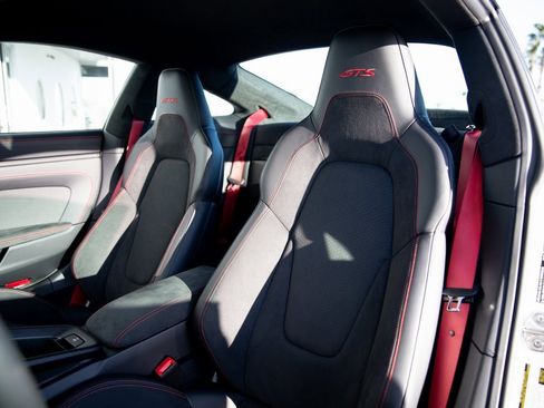 Used 2026 Porsche 911 Carrera GTS image 19