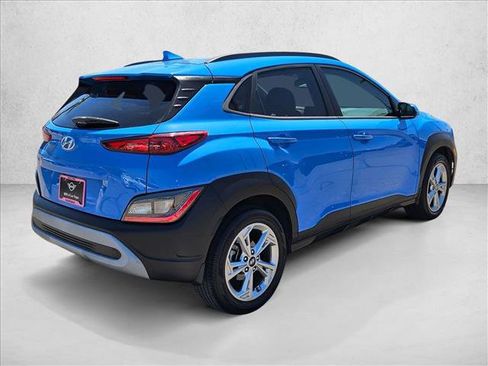 Used 2022 Hyundai Kona SEL w/ Cargo Package FWD image 5