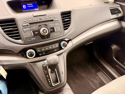 Used 2015 Honda CR-V LX image 10