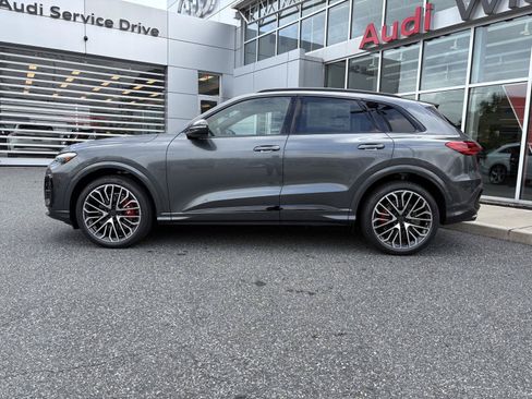 New 2026 Audi SQ5 Premium Plus AWD/4WD image 2