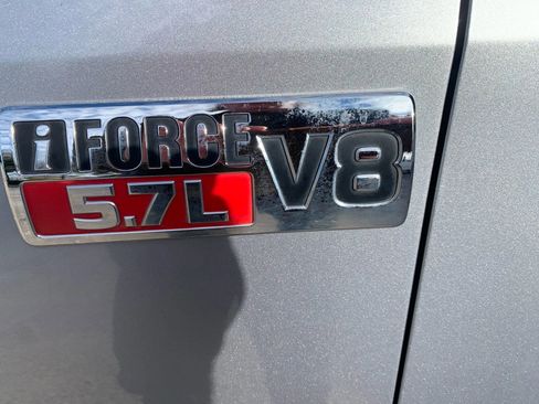 Used 2013 Toyota Tundra SR5 image 24