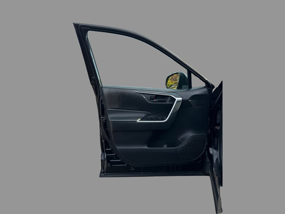 Used 2021 Toyota RAV4 LE AWD/4WD image 39