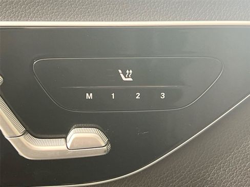 Used 2024 Mercedes-Benz CLE 300 4MATIC Coupe image 21