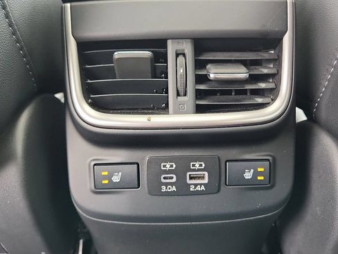 Certified 2023 Subaru Outback Touring XT AWD/4WD image 12