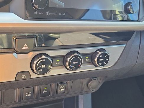 Used 2017 Toyota Tacoma SR5 w/ Tow Package image 24