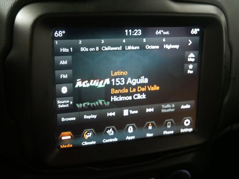 Used 2021 Jeep Renegade Trailhawk w/ Trailer Tow Group image 22