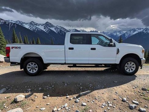 Certified 2022 Ford F250 XLT w/ XLT Value Package AWD/4WD image 7