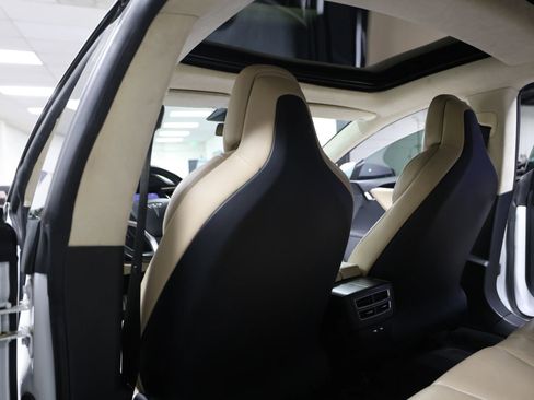 Used 2017 Tesla Model S P100D image 46