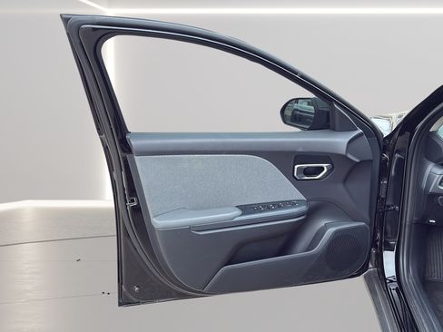 Certified 2025 Kia K4 GT-Line Turbo FWD image 11