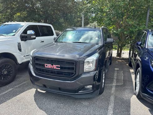 Used 2020 GMC Yukon SLT AWD/4WD image 1