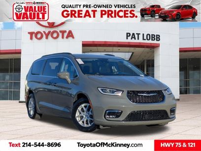 Used 2022 Chrysler Pacifica Touring-L