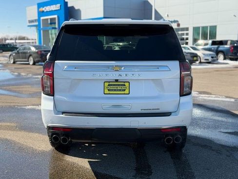 Used 2024 Chevrolet Suburban Premier image 7