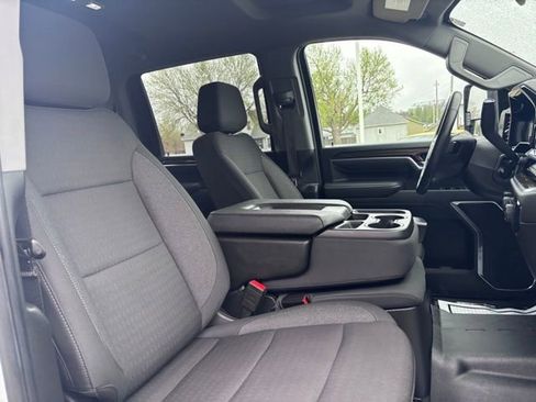 Used 2025 Chevrolet Silverado 2500 LT AWD/4WD image 34