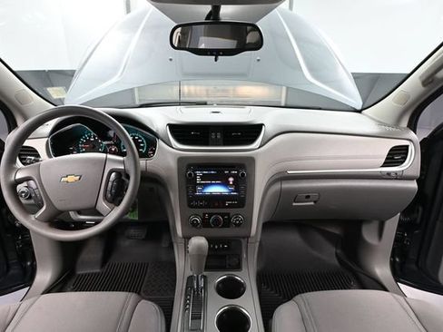 Used 2014 Chevrolet Traverse LS FWD image 23