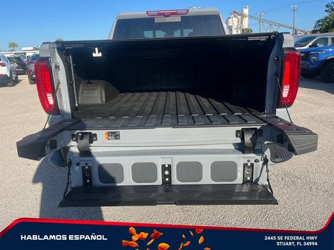 Certified 2025 GMC Sierra 1500 AT4 w/ AT4 Premium Package AWD/4WD image 11
