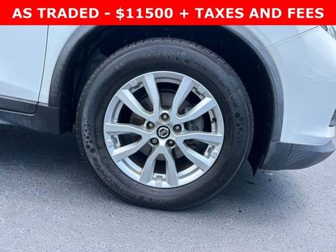 Used 2020 Nissan Rogue SV FWD image 8