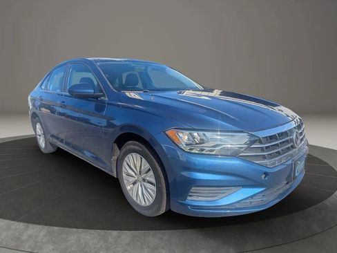 Used 2019 Volkswagen Jetta S w/ Driver Assistance Package image 3