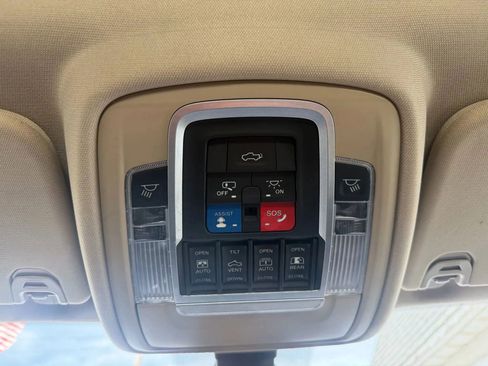 Used 2020 RAM 1500 Laramie image 23