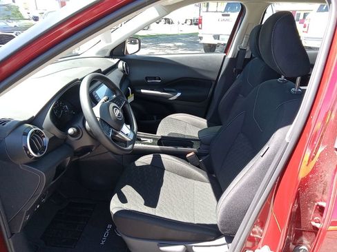 New 2024 Nissan Kicks SV w/ Interior Electronics Package image 11