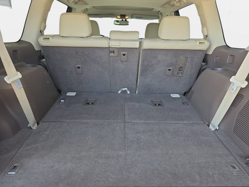 Used 2019 Lexus GX 460 Premium w/ Premium Package AWD/4WD image 12