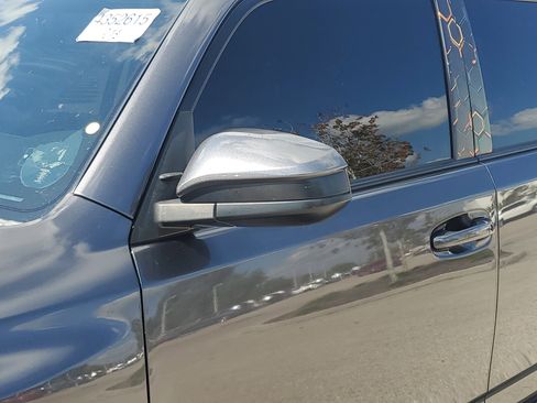 Used 2022 Toyota 4Runner SR5 image 10