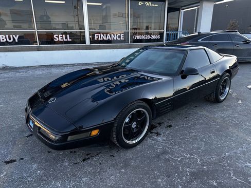 Used 1991 Chevrolet Corvette Coupe image 3