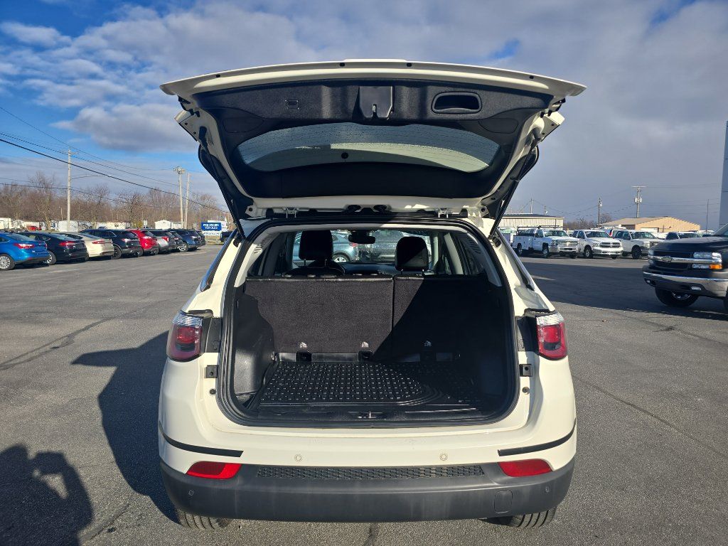 Used 2019 Jeep Compass Latitude w/ Safety & Security Group AWD/4WD image 27