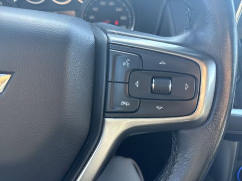 Used 2021 Chevrolet Suburban LT w/ LT Signature Package image 20