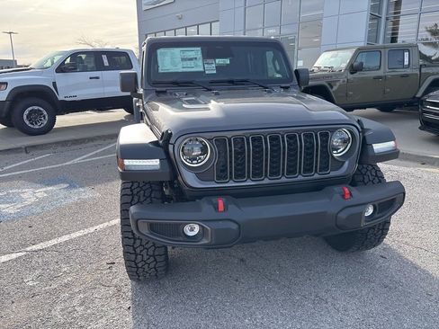 New 2026 Jeep Gladiator Rubicon AWD/4WD image 9