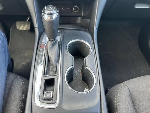Used 2019 Chevrolet Equinox LT AWD/4WD image 49