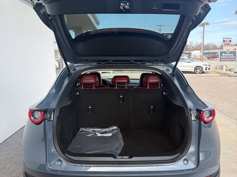 Used 2025 MAZDA CX-30 AWD 2.5 S w/ Preferred Package image 8