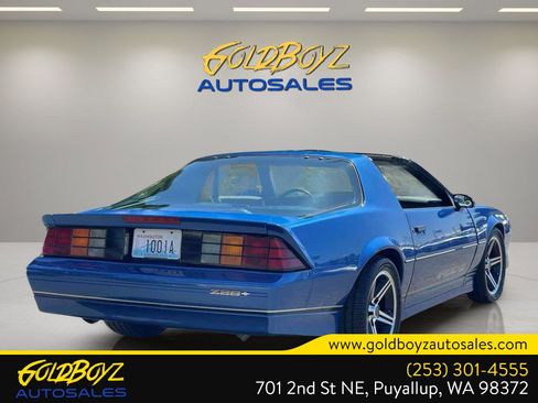 Used 1987 Chevrolet Camaro Z28 RWD image 4