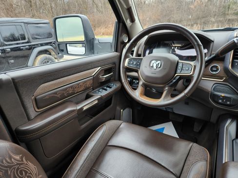 Used 2025 RAM 3500 Longhorn image 22